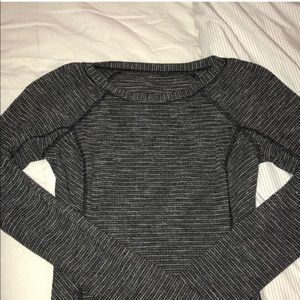 LULULEMON thermal long sleeve